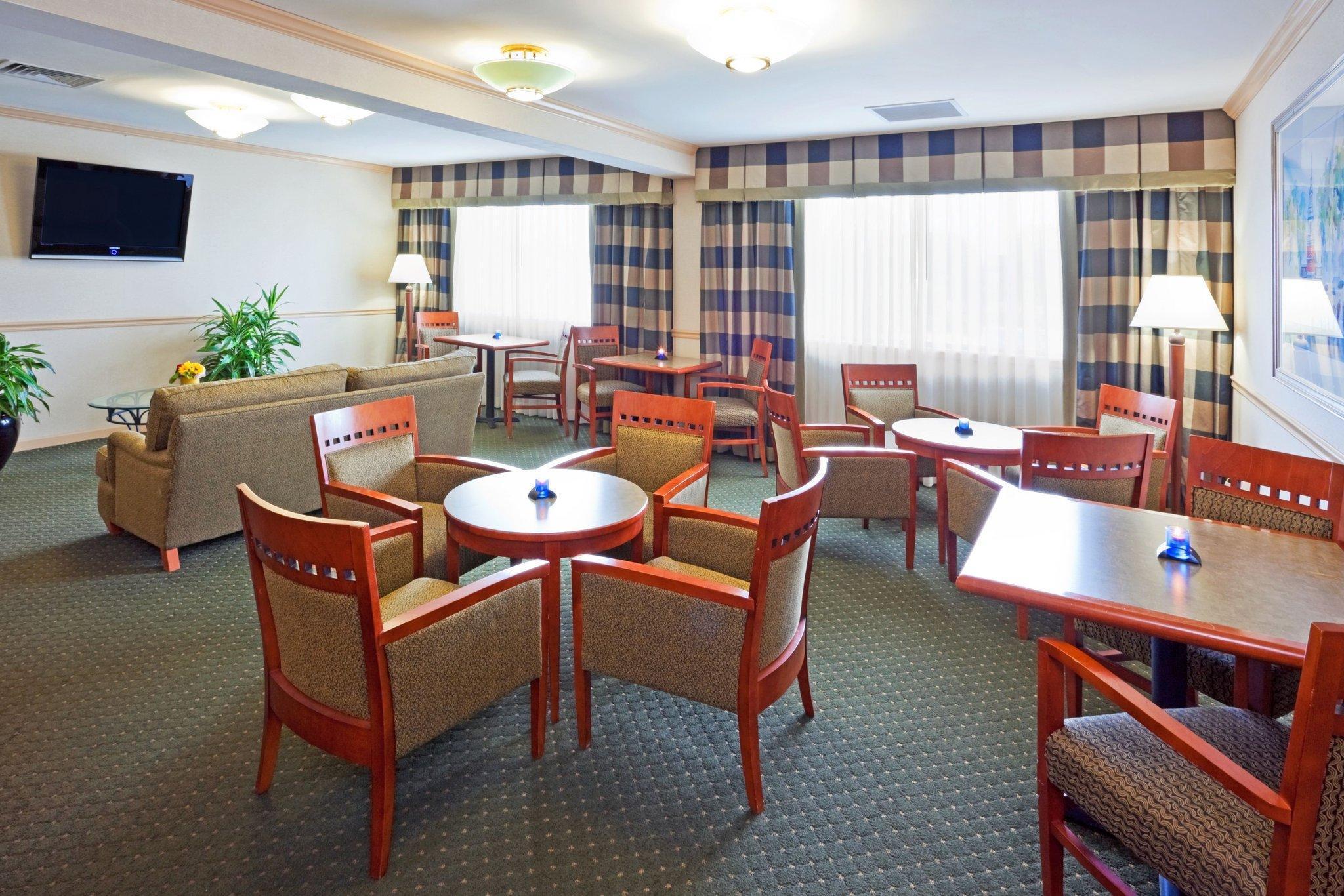 Hotel Crowne Plaza Philadelphia King Of Prussia Exterior foto