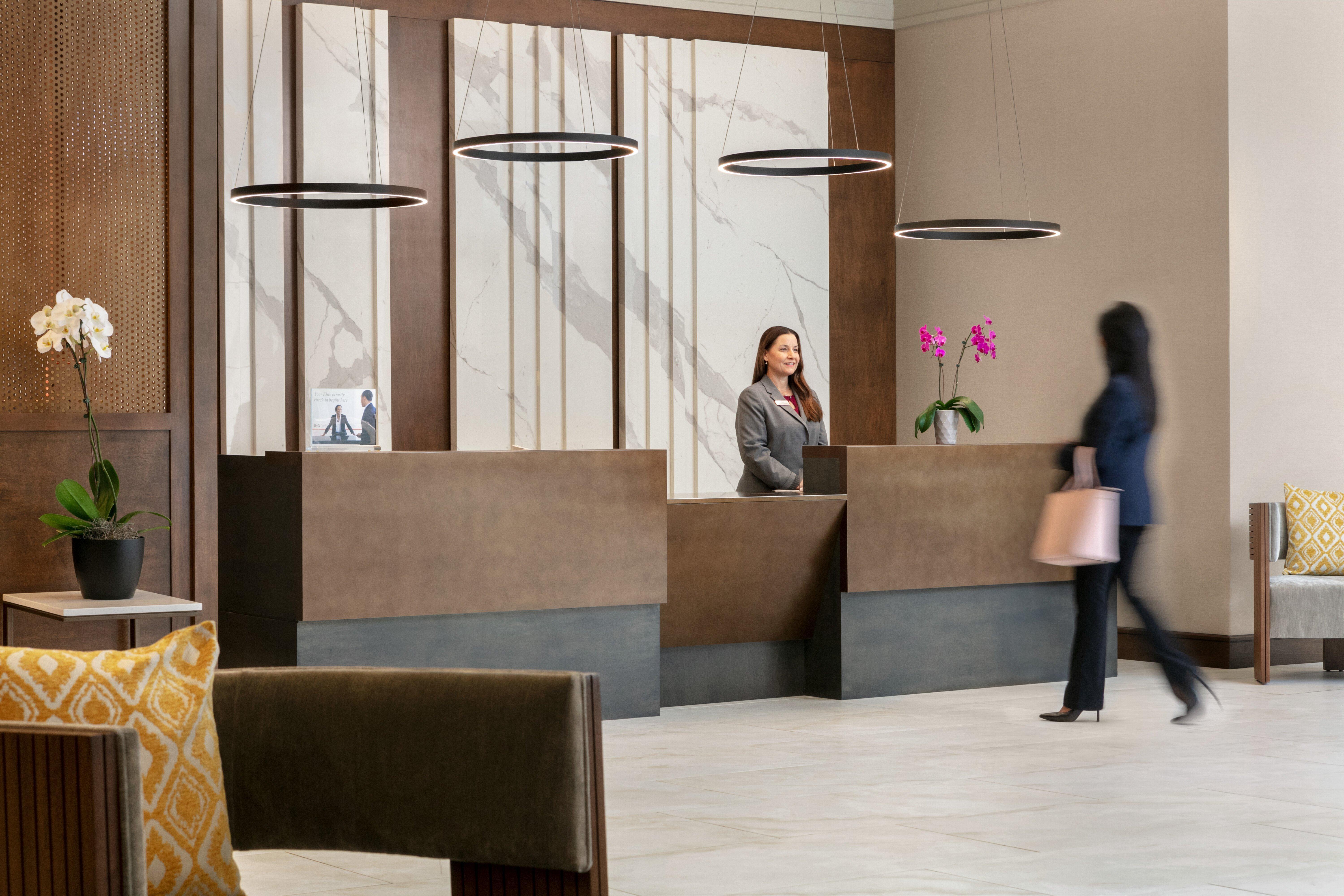Hotel Crowne Plaza Philadelphia King Of Prussia Exterior foto